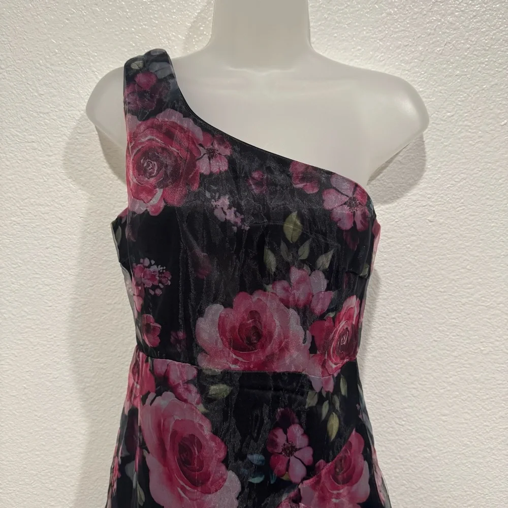 NEW lulus black pink regal organza tiered rose floral one shoulder gown dress - Picture 3 of 10